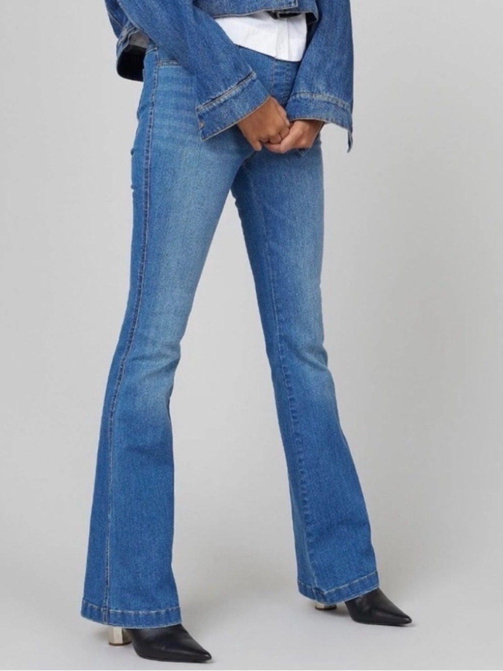 SPANX Dark Blue Pull on High Rise Flare Jeans Size SP